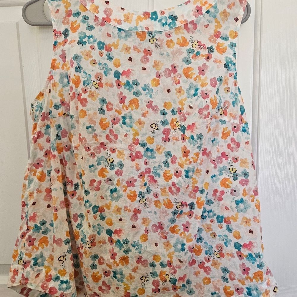 Talbot Women's size X light weight sleeveless shirt, floral with bees - Picture 2 of 15
